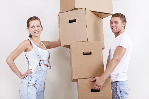 Homeowner using mobile self storage during a move in Cambridgeheath